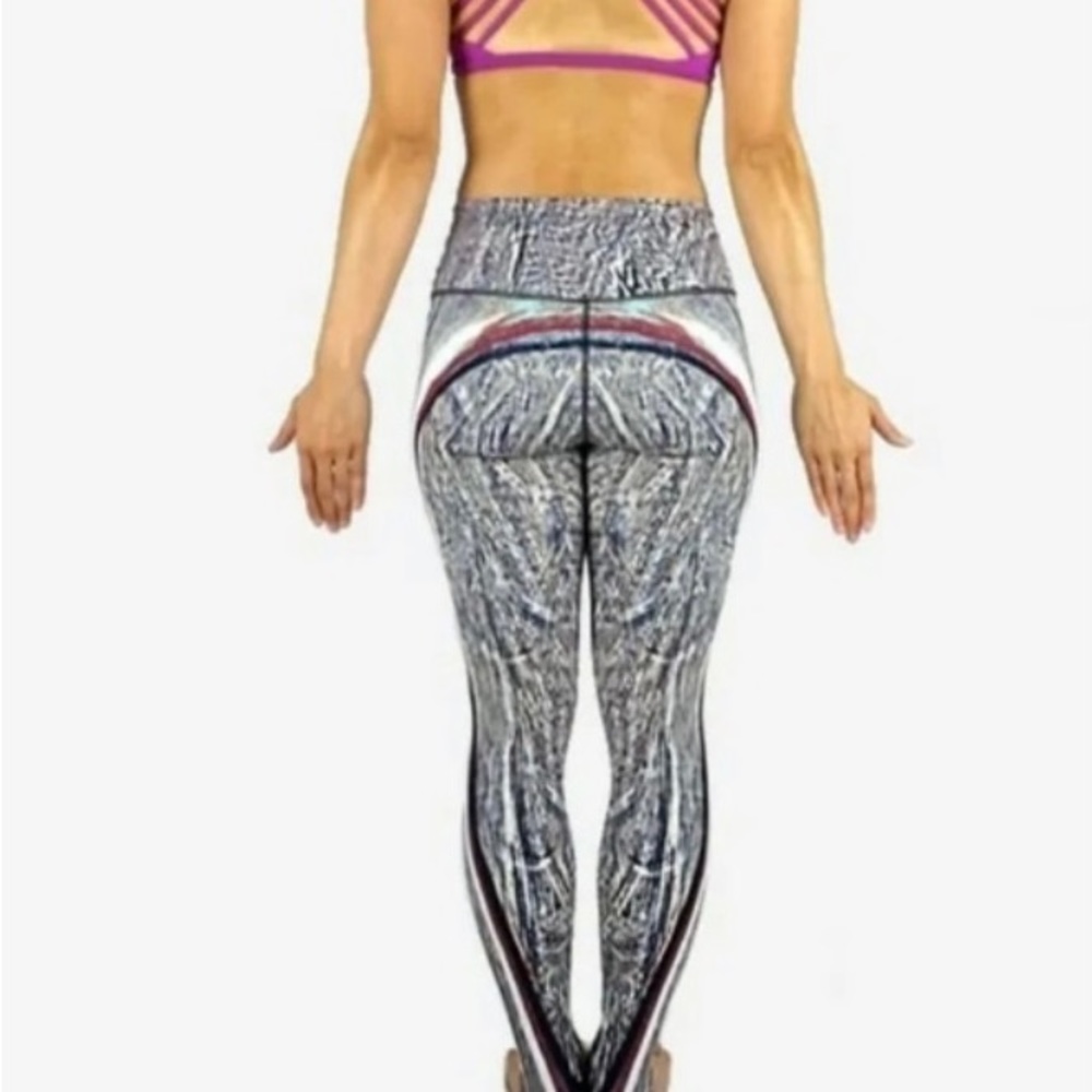 Lulu Wunder Under HR ($98)